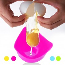 4 PCS Silicone Egg Poacher Egg Poaching Cups Perfect Work with Egg Poacher Pan Boiler Steamer Microwave Oven